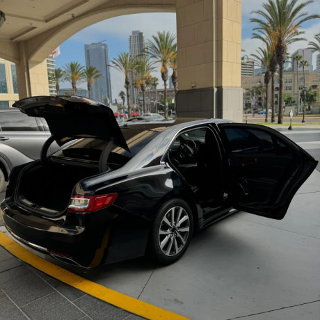 rides-on-time-airport-transportation-car-service-san-diego-big-2
