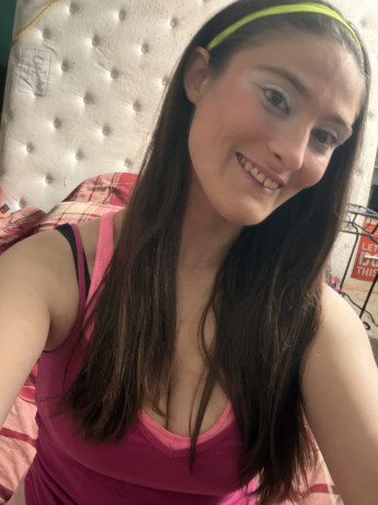 available-shania-big-1