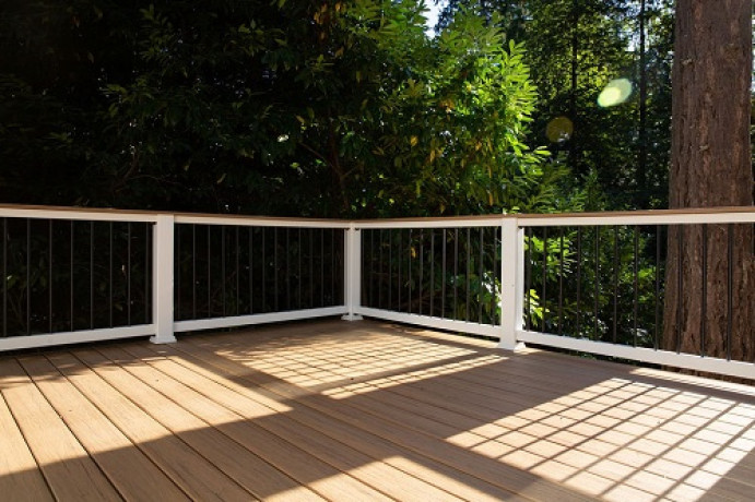 quality-outdoor-deck-building-in-bellevue-big-0