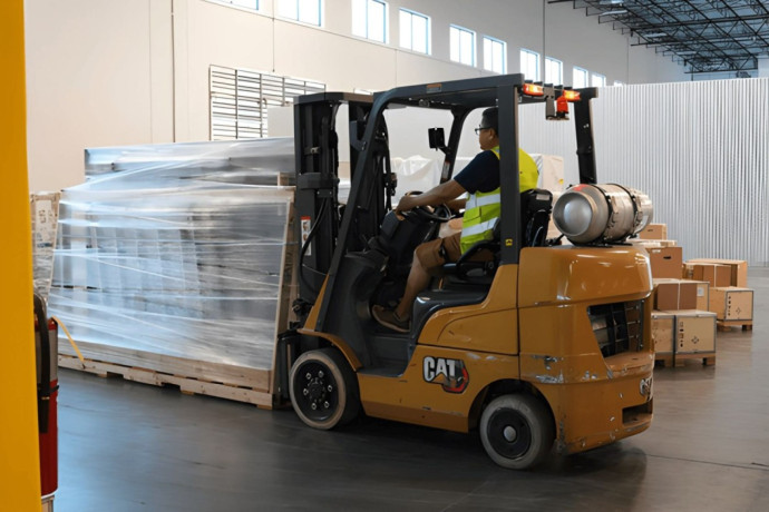 flexible-warehouse-space-at-cubework-with-no-hidden-fees-big-3