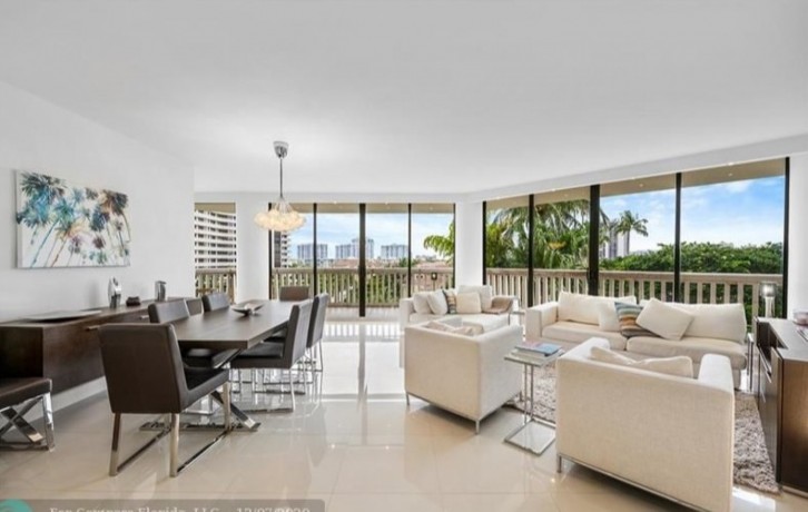 2000-island-boulevard-unit-506-aventura-fl-33160-big-0