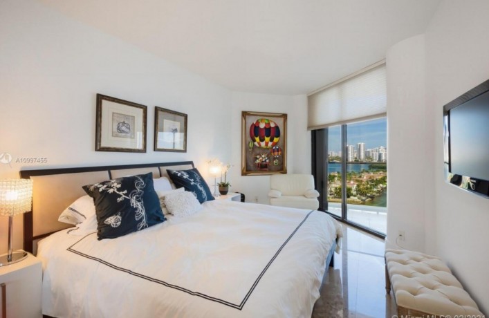 2800-island-boulevard-unit-1603-north-miami-beach-fl-33160-big-2