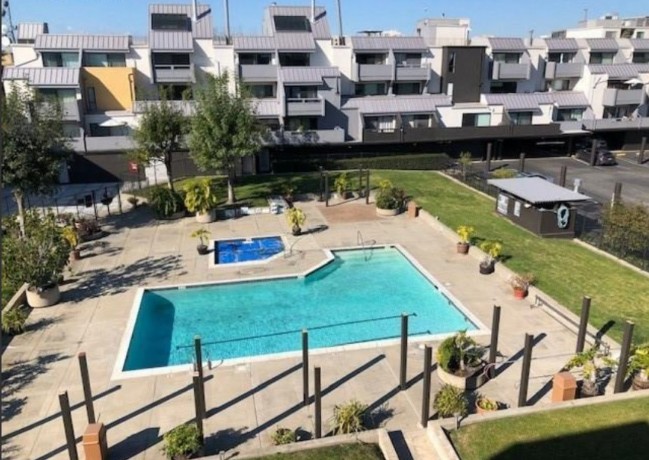 for-sale-by-agent-3-embarcadero-unit-139-oakland-ca-94607-big-0