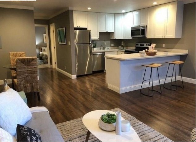 for-sale-by-agent-3-embarcadero-unit-139-oakland-ca-94607-big-3