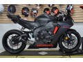 2017-honda-cbrhon-1000cc-small-0