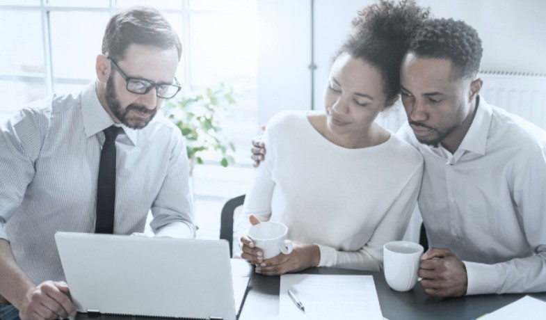 financial-insurance-advisor-in-the-usa-big-0