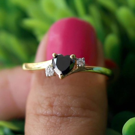 find-best-black-heart-engagement-ring-big-0