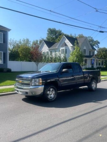 explore-unbeatable-deals-at-tijara-auto-your-destination-for-affordable-and-quality-used-cars-in-avenel-nj-big-2