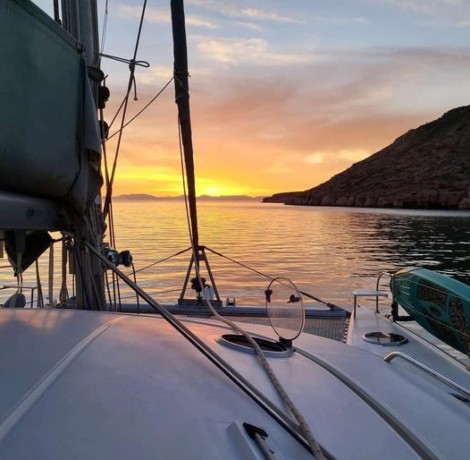 sailboats-enhance-your-exploration-of-la-pazs-waters-big-0