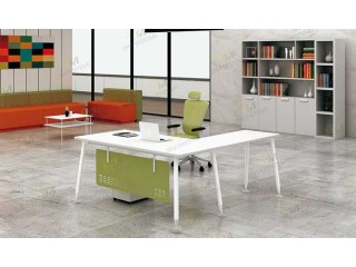 Where can I buy the best office furniture in Delhi?