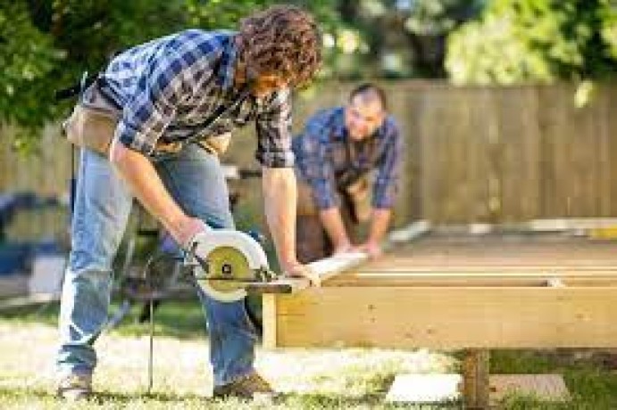 pinetop-lakeside-shingle-roofing-company-siding-windows-gutters-deck-contactors-big-0