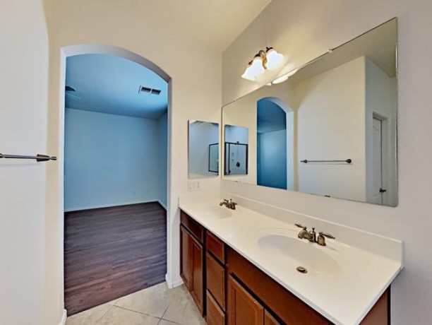 square-feet-of-living-space-big-4