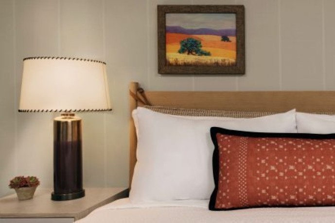 garden-rooms-at-paso-robles-inn-relaxing-garden-view-retreat-big-1