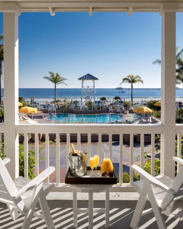 save-big-at-avila-lighthouse-suites-exclusive-suite-deals-and-packages-in-avila-beach-big-0