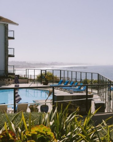 exclusive-pismo-beach-hotel-specials-fall-getaways-at-shore-cliff-hotel-big-0