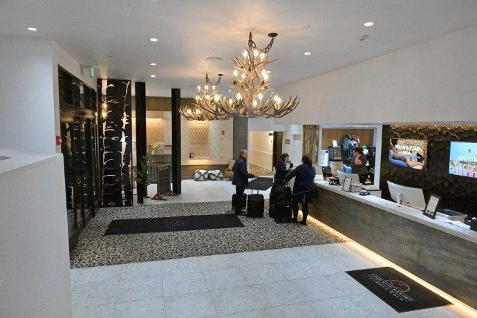 snow-king-resort-hotel-condos-big-2
