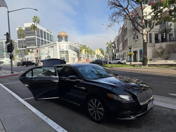 rides-on-time-airport-transportation-car-service-san-diego-big-4