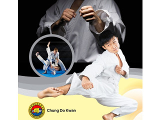 Traditional Chung Do Kwan Taekwondo Training