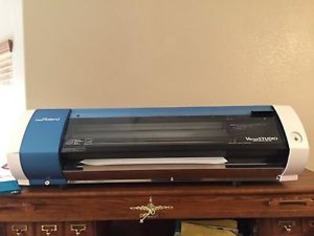 roland-versastudio-bn-20a-desktop-inkjet-printer-cutter-big-1