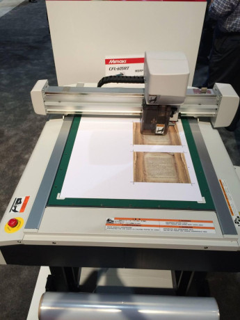 mimaki-cfl-605rt-compact-flatbed-cutting-plotter-big-1