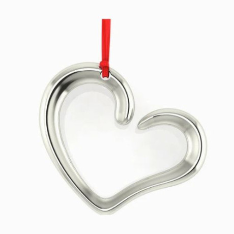 decorate-your-tree-with-silver-christmas-ornaments-for-lasting-elegance-big-1