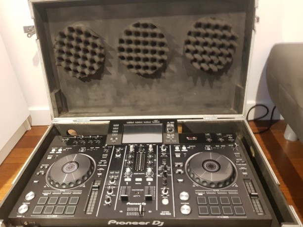 pioneer-dj-xdj-rx2-all-in-one-dj-system-black1650-big-0