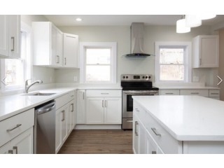 4 Meringo Avenue  Webster, MA 01570